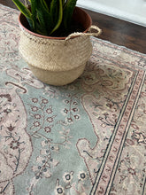 Load image into Gallery viewer, Griffin | 7’3 x 4’11