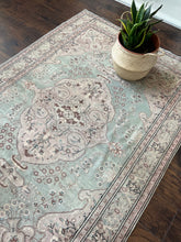 Load image into Gallery viewer, Griffin | 7’3 x 4’11