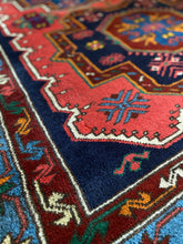 Load image into Gallery viewer, Turkish Caucasian Vintage Area Rug 4’9x7’1