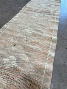 Runner rug 2’8 x 13’