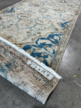 Load image into Gallery viewer, Runner rug 2’2 x 18’6