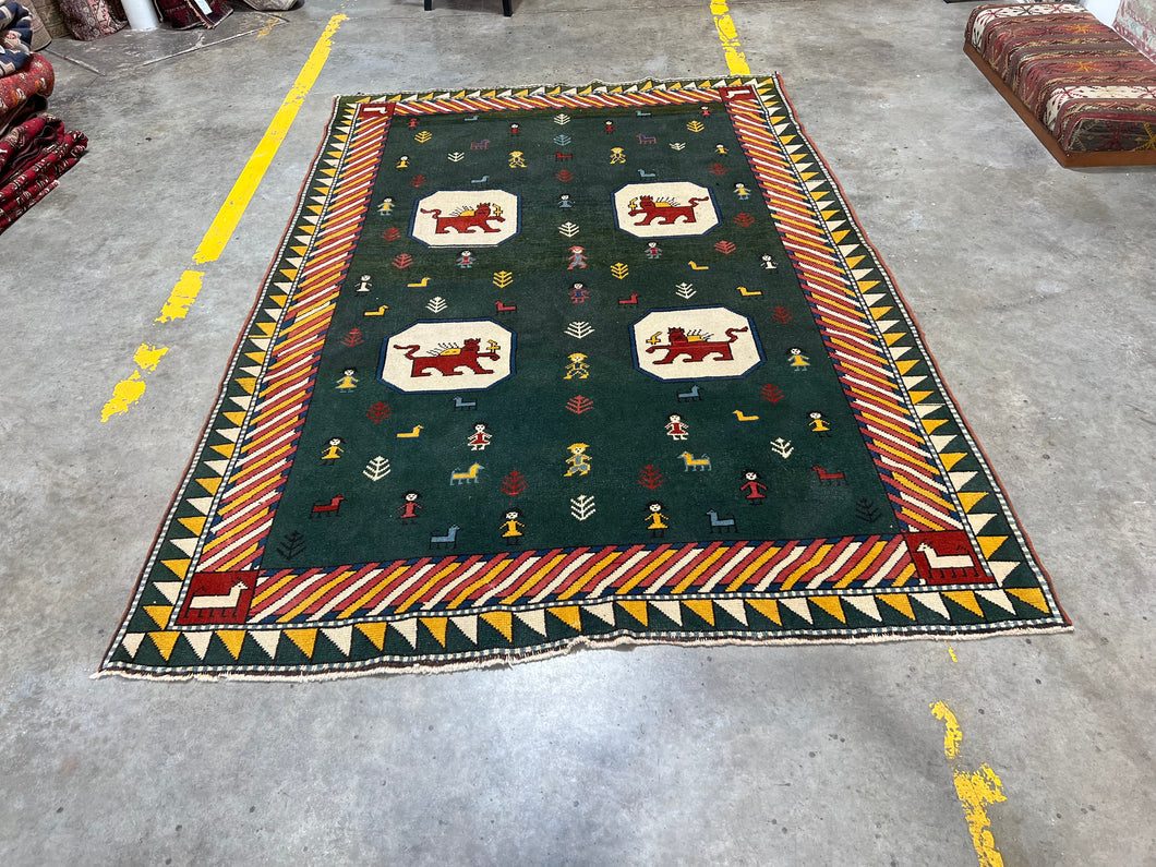 Tribal Vintage Rug 6’4 x 9’2