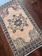 Load image into Gallery viewer, Doormat 1’11x3’7