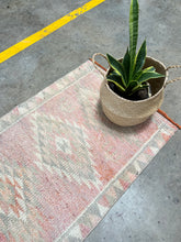 Load image into Gallery viewer, Runner rug 2’8 x 13’1