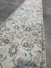 Load image into Gallery viewer, Runner rug 2’2 x 18’6