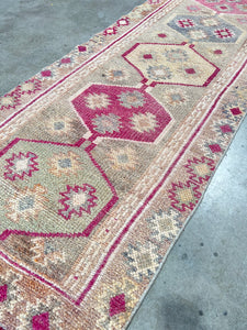 Runner rug 2’9 x 13’11