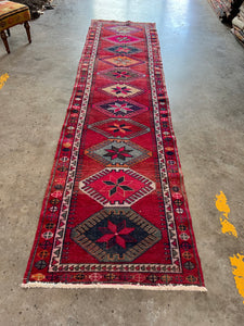 Runner rug 3’ x 11’10