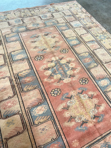 Handmade Vintage Rug 8’6 x 6’5