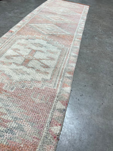 Runner rug 2’8 x 13’