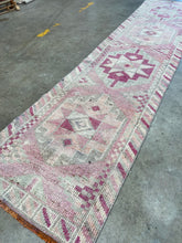 Load image into Gallery viewer, Runner rug 2’9 x 11’8