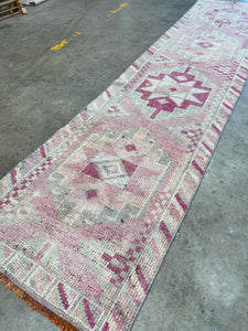 Runner rug 2’9 x 11’8