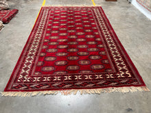 Load image into Gallery viewer, Bukhara rug vintage 11’1 x 6’11