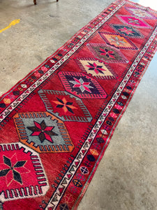 Runner rug 3’ x 11’10