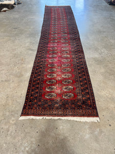 Runner rug 11’2 x 2’5