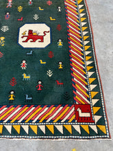 Load image into Gallery viewer, Tribal Vintage Rug 6’4 x 9’2