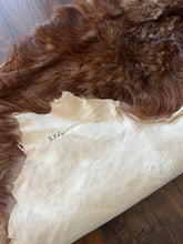 Load image into Gallery viewer, Goat Skin Rugs No.1009 3’ x 4’