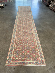 Runner rug 2’8 x 12’2