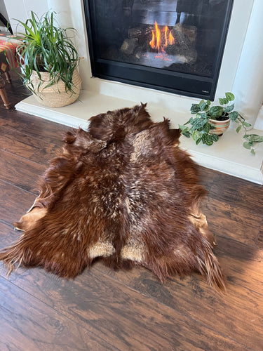 Goat Skin Rugs No.1009 3’ x 4’