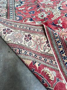 Handmade vintage rug 8’5 x 11’8