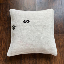 Load image into Gallery viewer, Cotton Hemp Pillow | 20 x 20