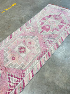 Runner rug 2’9 x 11’8