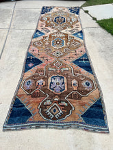 Load image into Gallery viewer, Vintage runner rug 4’7x15’3