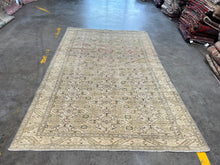 Load image into Gallery viewer, vintage rug 5’11 x 9’5