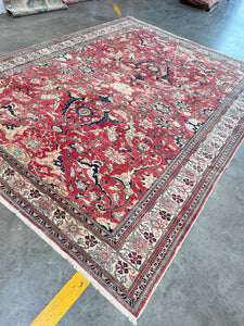 Handmade vintage rug 8’5 x 11’8