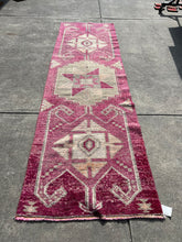 Load image into Gallery viewer, Runner rugs 2’11 x 10’2