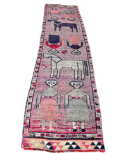 Load image into Gallery viewer, Vintage rug | 3’1x11