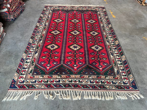 Handmade vintage rug | 6’5x10’6