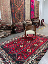 Load image into Gallery viewer, Handmade vintage rug | 6’5x10’6