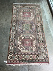 Vintage runner rug 3’3x6’2