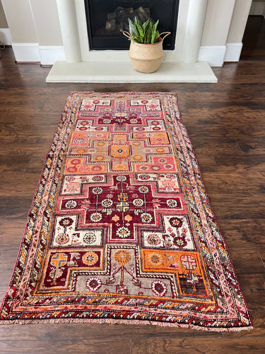 Mena | 3’6 x 6’10