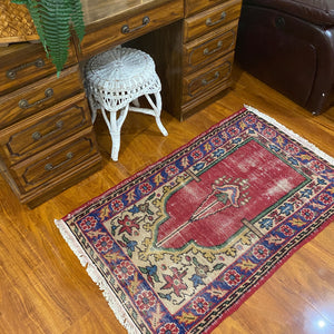 ROXANNE | Turkish Handknotted Vintage rug
