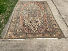 Load image into Gallery viewer, CEREN | Handknotted Vintage Area Rug 6’x9’9