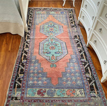 Load image into Gallery viewer, HAYDEN | Turkish Vintage Oushak rug 3’11x8’3