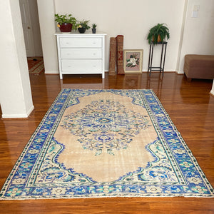 LALE | Turkish Vintage large Oushak rug 6’x9’