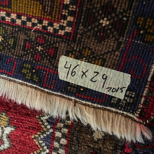 Turkish small rug 2’5x3’10