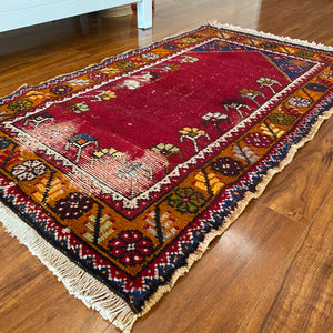 Turkish vintage small rug 48”x28”