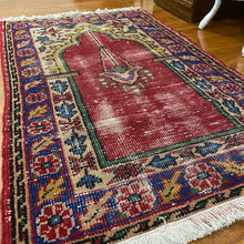 Load image into Gallery viewer, ROXANNE | Turkish Handknotted Vintage rug