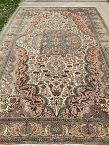 CEREN | Handknotted Vintage Area Rug 6’x9’9