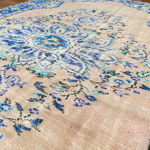 LALE | Turkish Vintage large Oushak rug 6’x9’