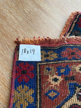 Load image into Gallery viewer, Turkish Handknotted Small Rug | 18”x 19”