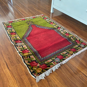 Turkish nomadic vintage rug 2’7x3’6