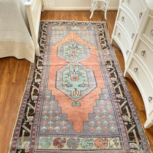 Load image into Gallery viewer, HAYDEN | Turkish Vintage Oushak rug 3’11x8’3